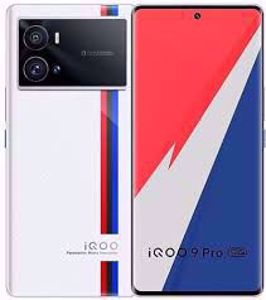 iQOO 9 Pro 5G (8 GB/256 GB)